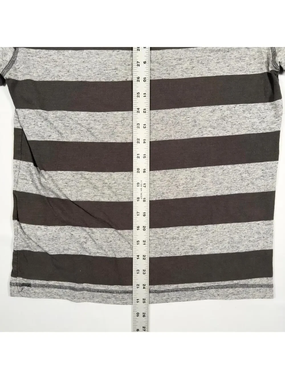 Banana Republic Slub Tee Gray Stripe Size S Soft Casual Everyday Grunge Vibes